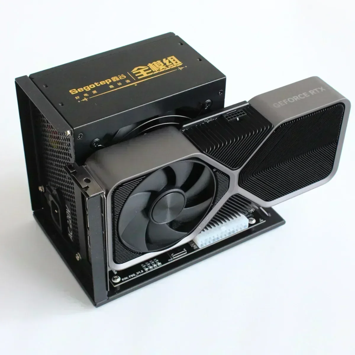 อะแดปเตอร์ EGPU แบบเชื่อมต่อภา - Oculink Egpu Mini Pc บทวิจารณ์และราคา